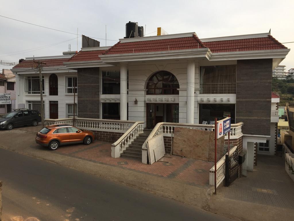 The Majestic Crown Hotel Ooty Exterior foto