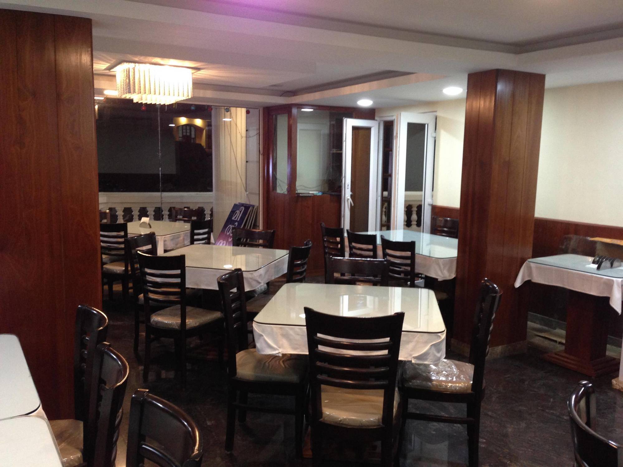 The Majestic Crown Hotel Ooty Exterior foto